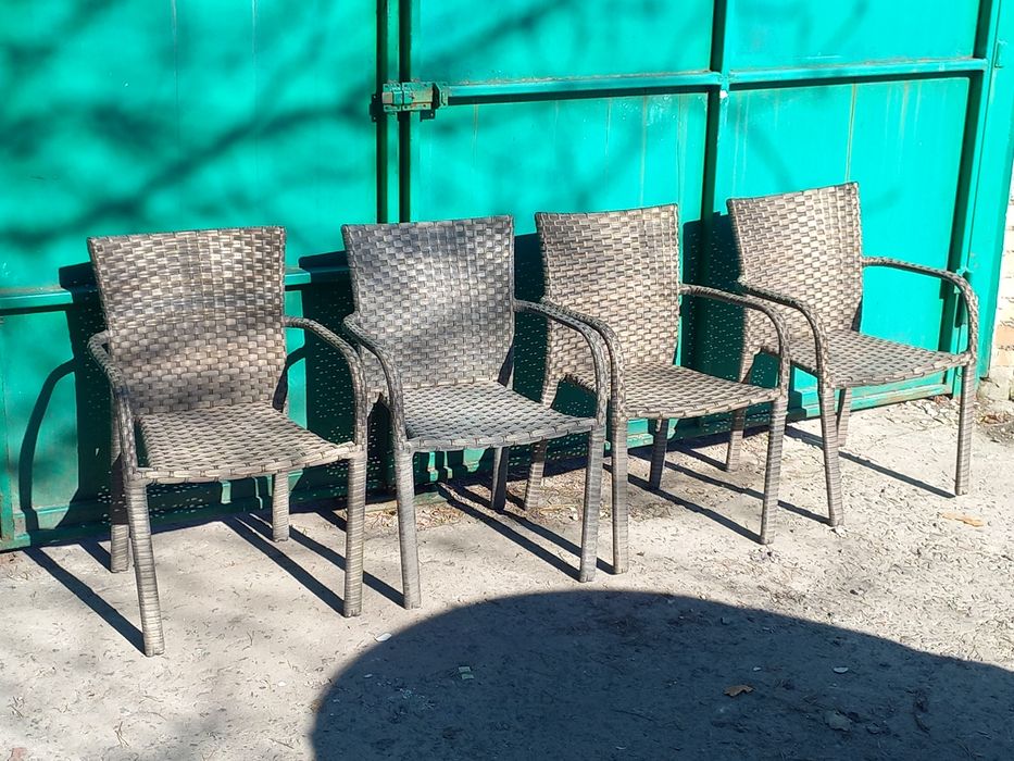 Меблі для ресторан, Диван, Стілець, Ротанг ,Стіл ЛОФТ,