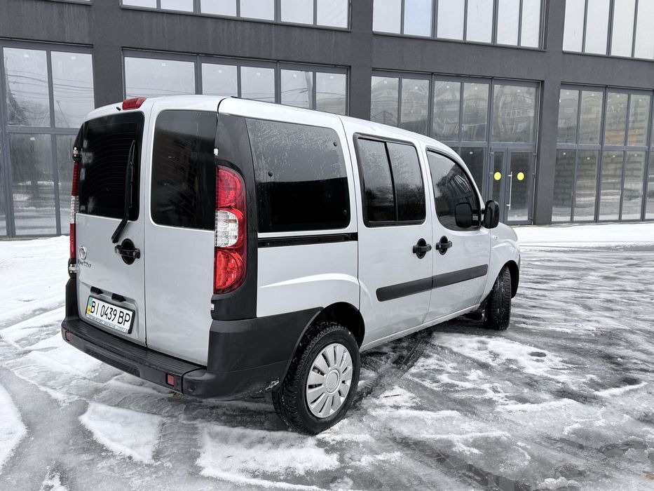 ФІАТ ДОБЛО від власника з автосалону