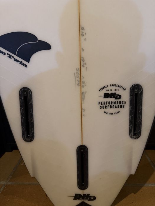 Prancha de surf DHD The twin 5’10