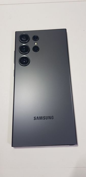 Samsung Galaxy S24 Ultra (12gb/1Tb)