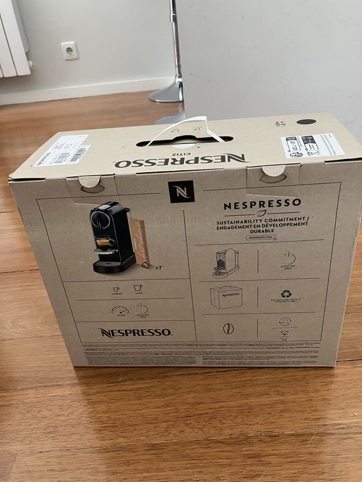 Maquina de cafe Nespresso Citiz preta nova, nunca foi usada