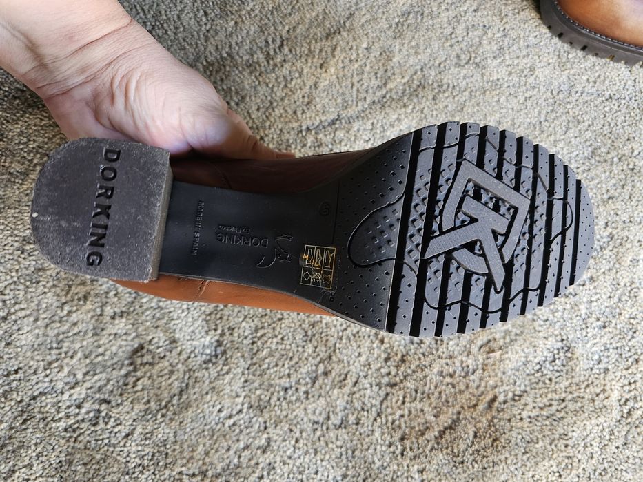 Sapatos em pele camel Dorking By Fluchos