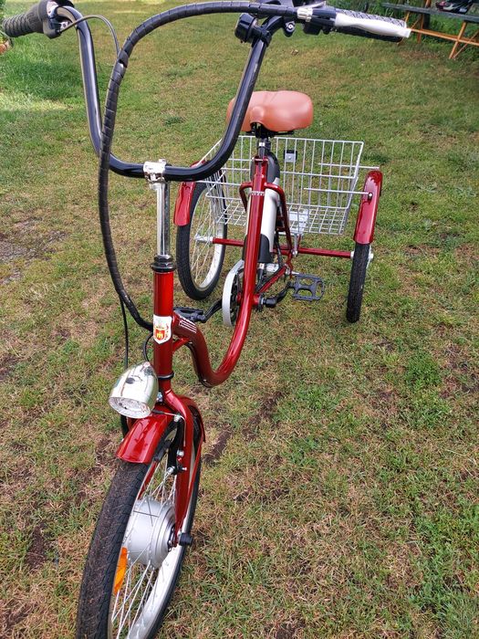 Rower elektryczny trójkołowy