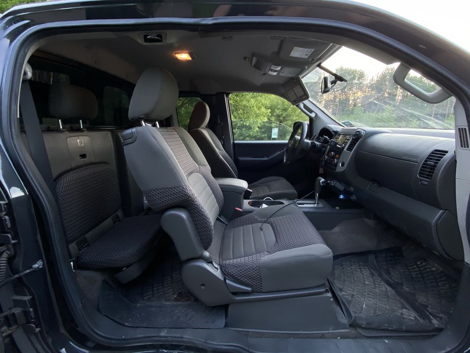 Nissan Frontier SV 4x4