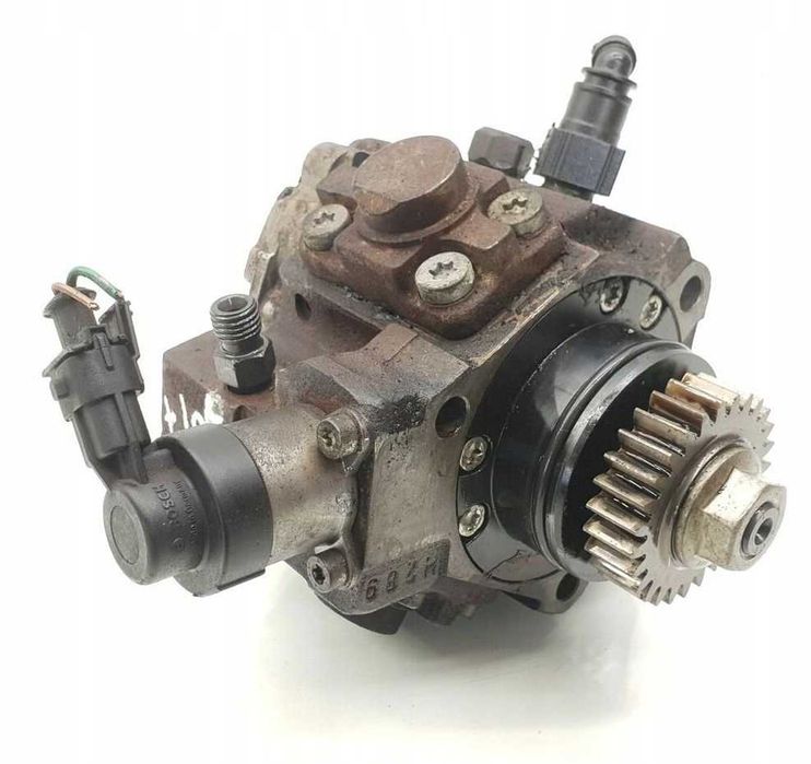 Топливный насос Opel Vivaro 2.0 cdti ТНВД Опель Віваро 2.0 0445010099