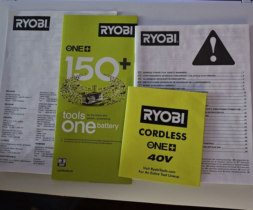 Odkurzacz akumulatorowy RYOBI CHV 182 M