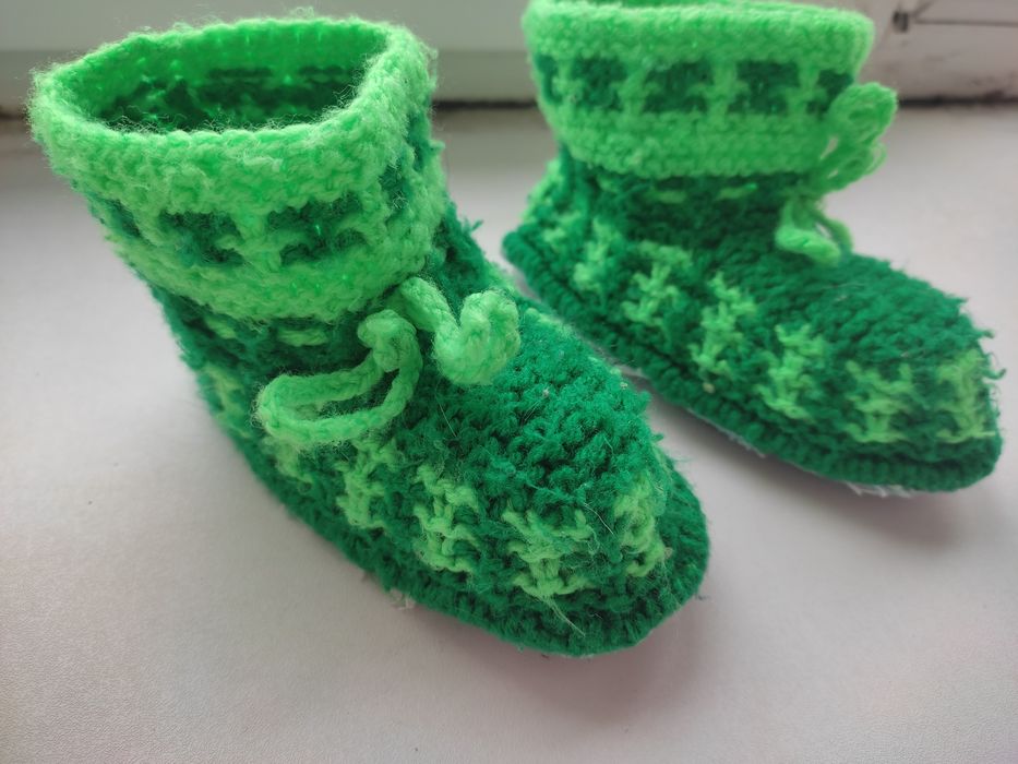 Пінетки в'язані для малят до 1 року і після