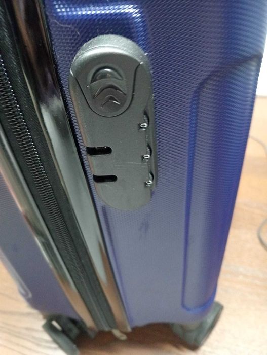 Conjunto 2 Malas Azuis NOVAS – Cabine+Média    – Cadeado c/ Senha