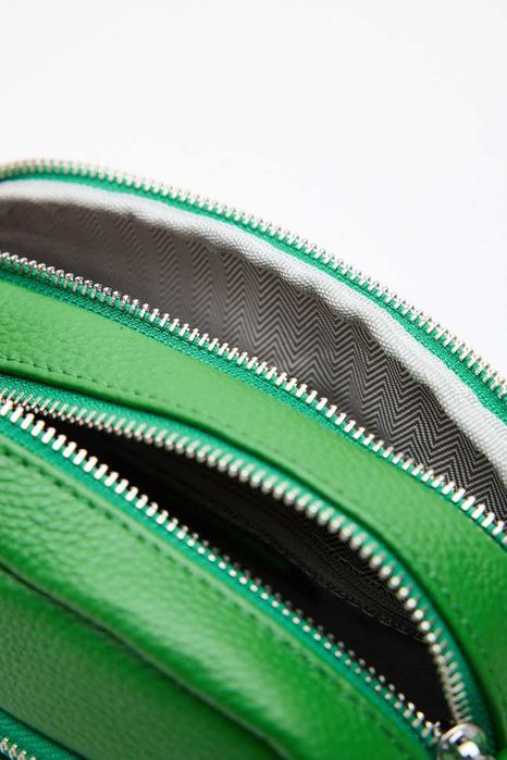 Яскрава крос боді сумка lonza з натуральної шкіри