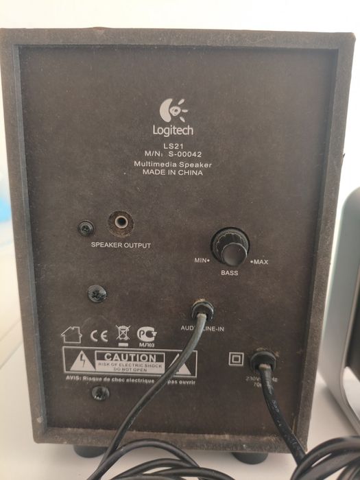 Sistema surround Logitech LS21