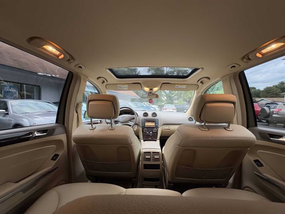 Mercedes-Benz M-Class ML 350      2011