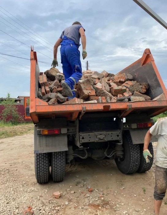 Вывoз строительного мусopа ГАЗель, ЗИЛ, КАМАЗ, вывоз земли, кирпича