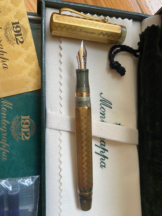 Caneta Montegrappa Eleganza - Vermeil NOVA