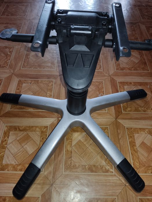 Офисное кресло Запчасти мультиблок AMF ролики крестовина