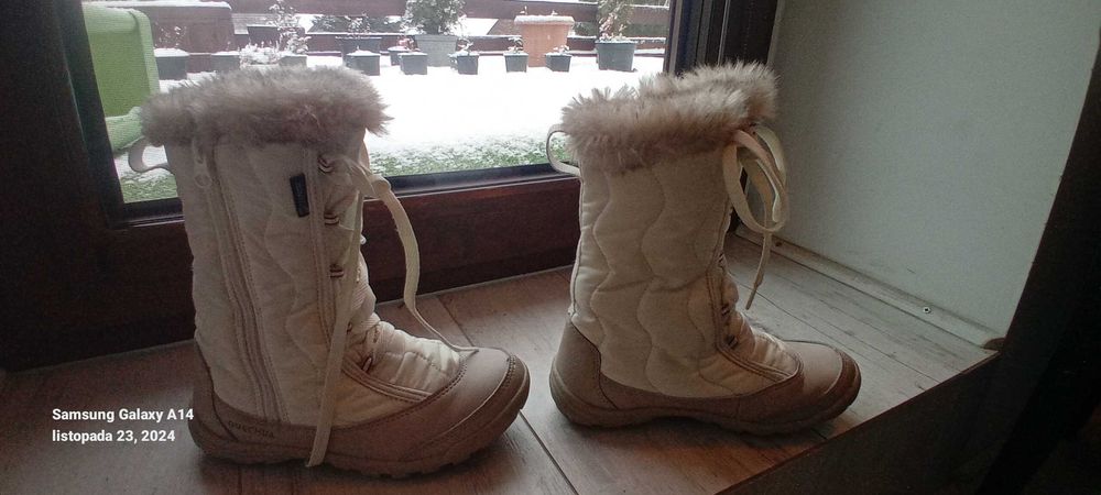 Zimowe buty dziewczęce