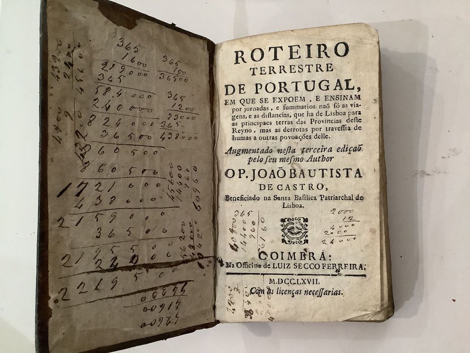 Lote Único: Coleção Completa de Livros Antigos e Mapa do Congo Francês
