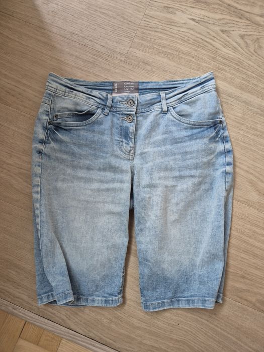 Piękne bermudy jeansowe cecil M/L