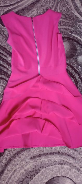 Sukienka różowa 34