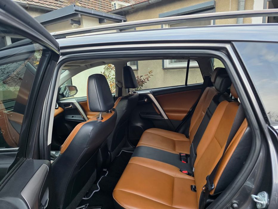 Toyota RAV4 2.2 D4D, automat