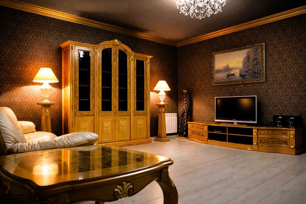 Будинок 460м2 на Печерську, вул. Звіринецька, поруч Ботанічний сад