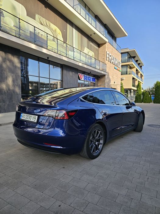 Tesla Model 3 2018