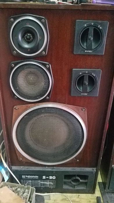 Музыкальный центр.КолонкиS-90