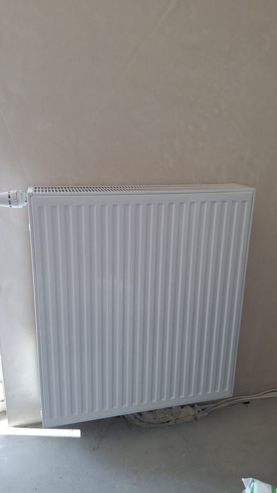 Grzejnik Radson Integra 33/900/800 o mocy 2068 W.