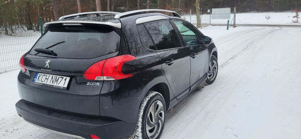 Peugeot 2008 1.2 benzyna