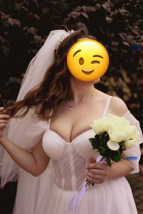 Свадебное платье. Продам.