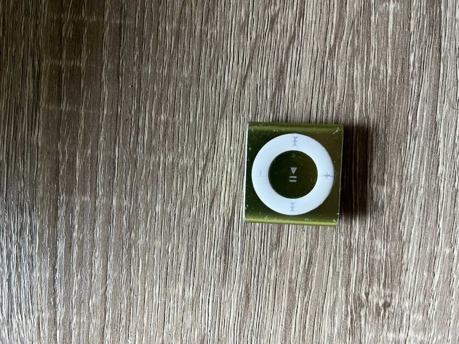 ipod shuffle 2 - Купить электронику Киевская область - Цены на OLX.ua