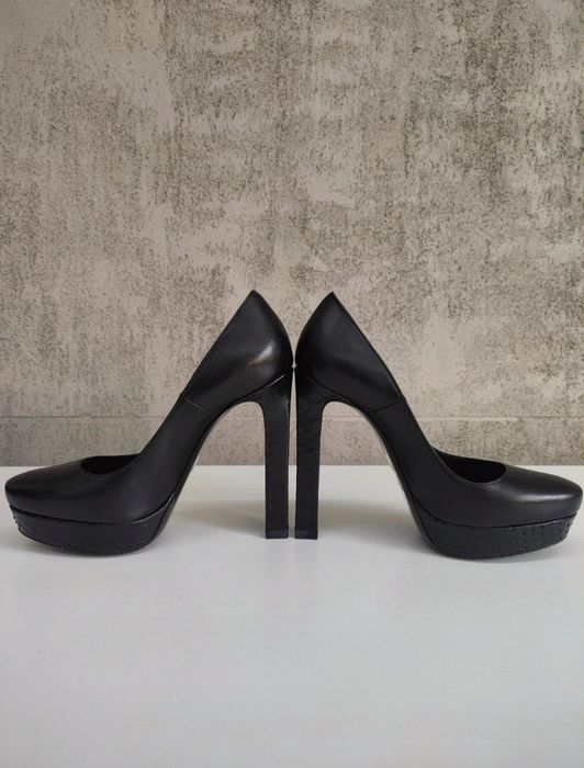 Szpilki Paris Saint Laurent
