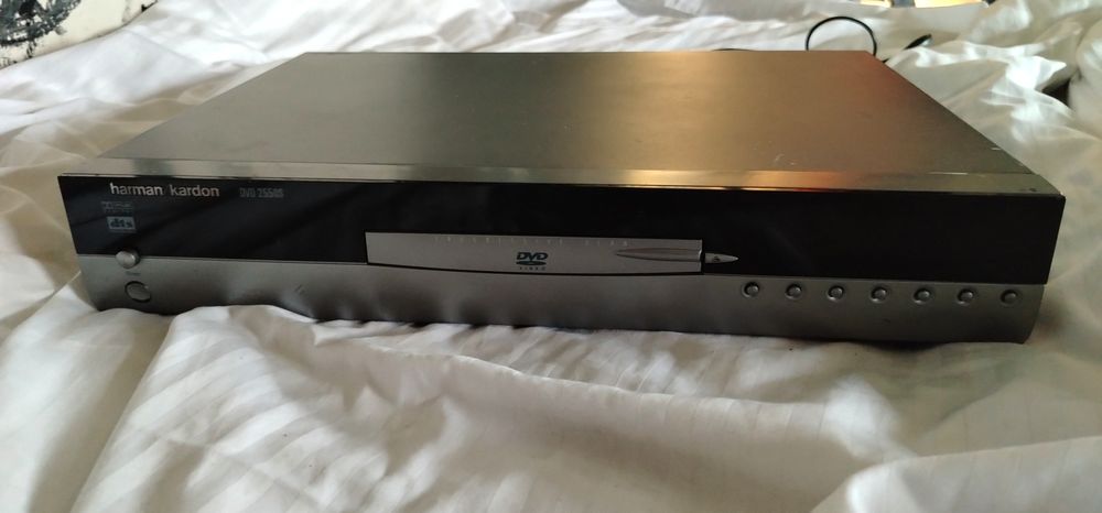 Odtwarzacz DVD Harman Kardon DVD 2550S