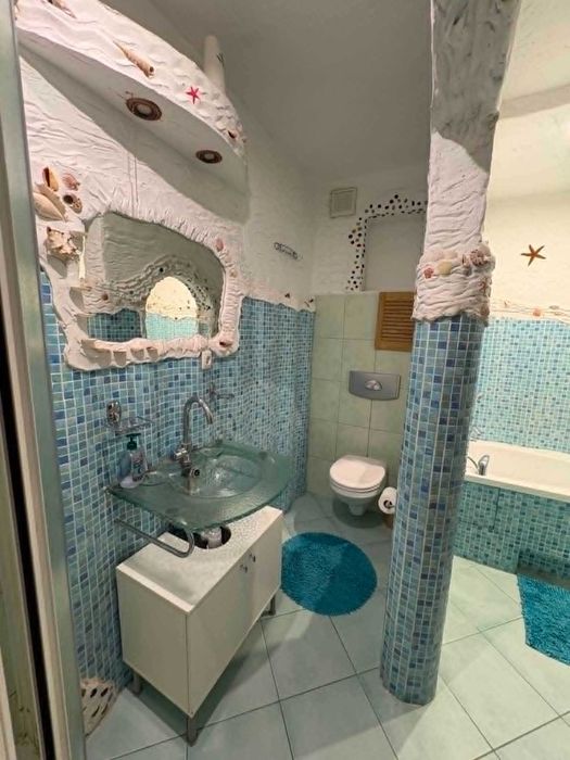 Sprzedam mieszkanie 3-pokojowe, 61m2, 1 piętro, ul.Kombatantów