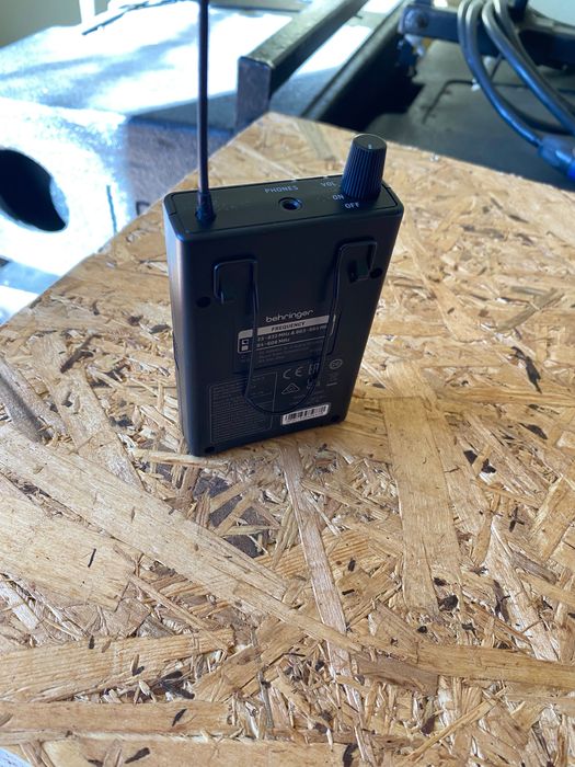 Recetor In-ear Behringer