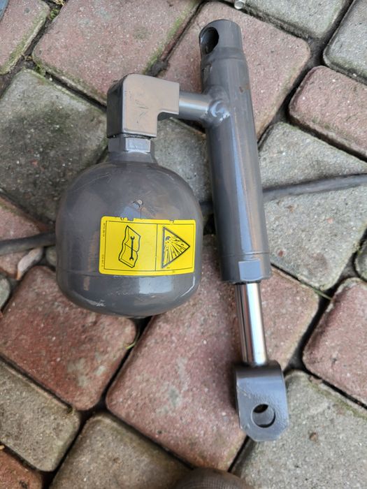 Запчастини для комбайна claas lexion клас лексион clas лексион