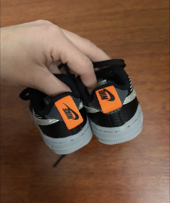 Air force bebe cinzentas