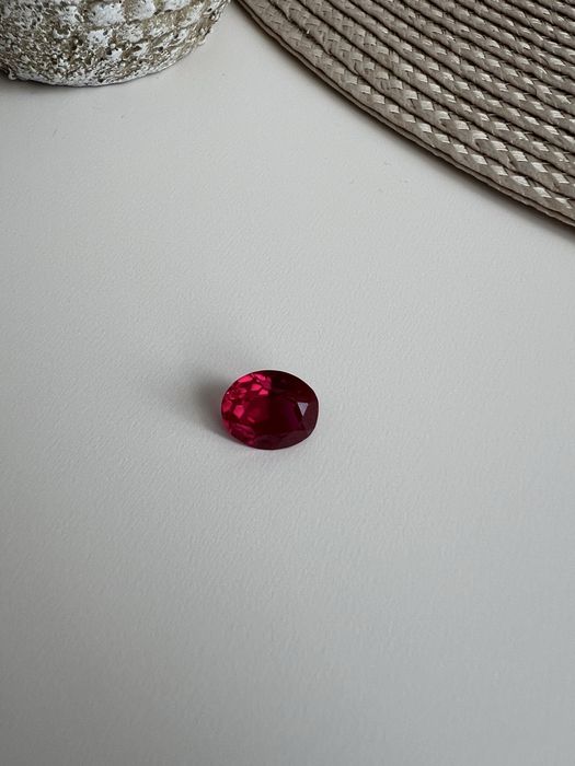 Рубин камень красный