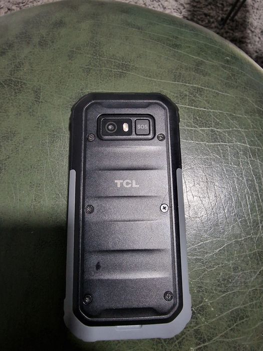 Telemóvel TCL novo