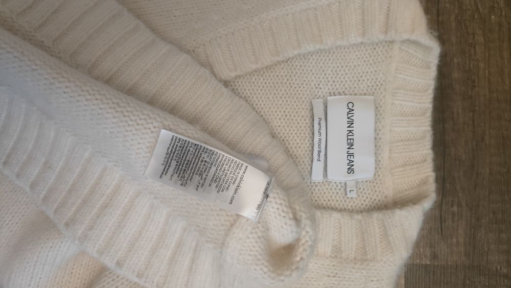 świetny wełniany sweter Calvin Klein Jeans