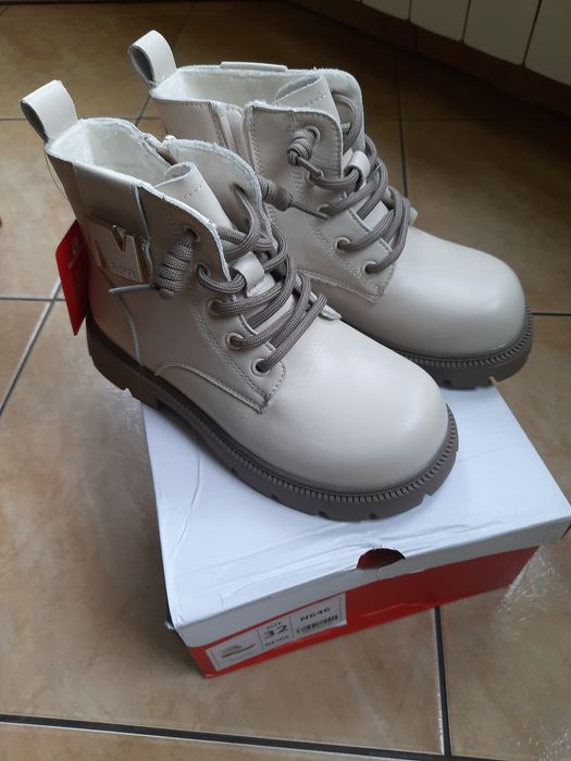 Buty botki trzewiki nowe 32