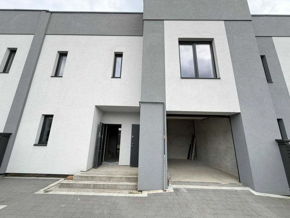 Продаж БЕЗ комісії! Котедж в Конопниці