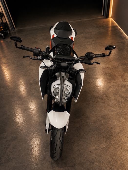 KTM Duke    2022