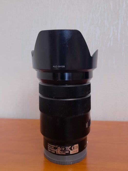 Об'єктив Sony E PZ 18-105mm f/4 G OSS