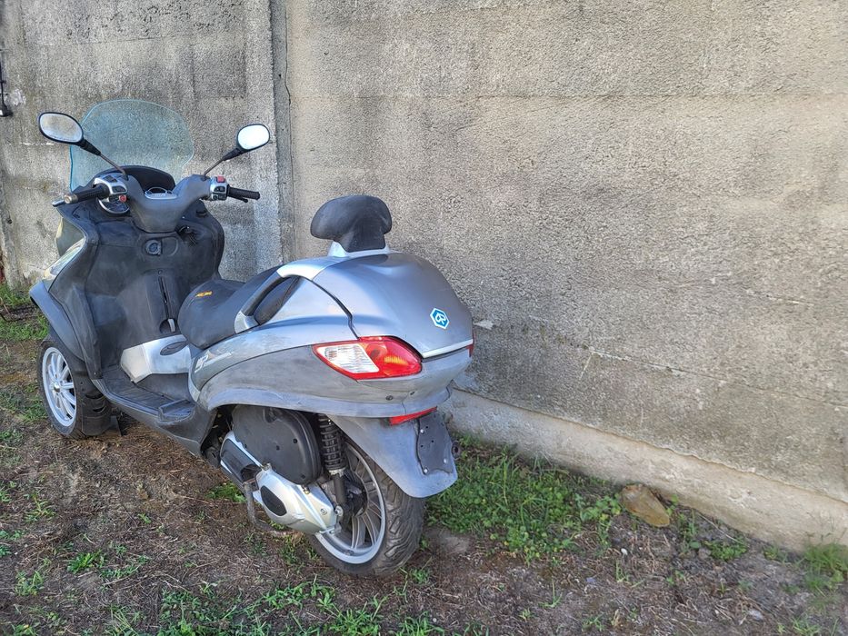 PIAGGIO MP3 300 piaggio 300 mp3