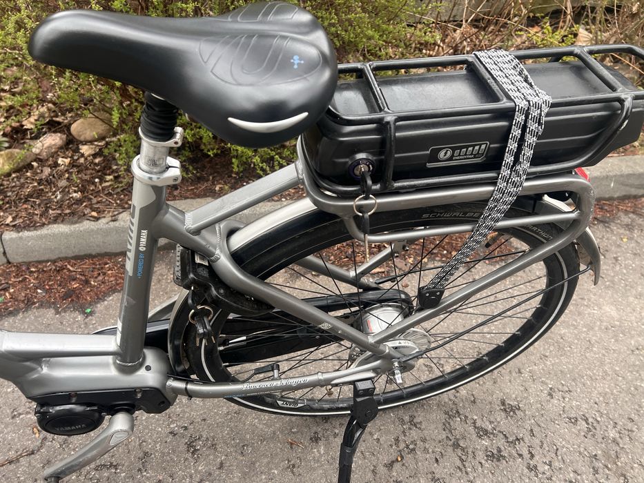 Rower elektryczny GIANT PRIME 400WH z silnikiem centralnym YAMAHA /A