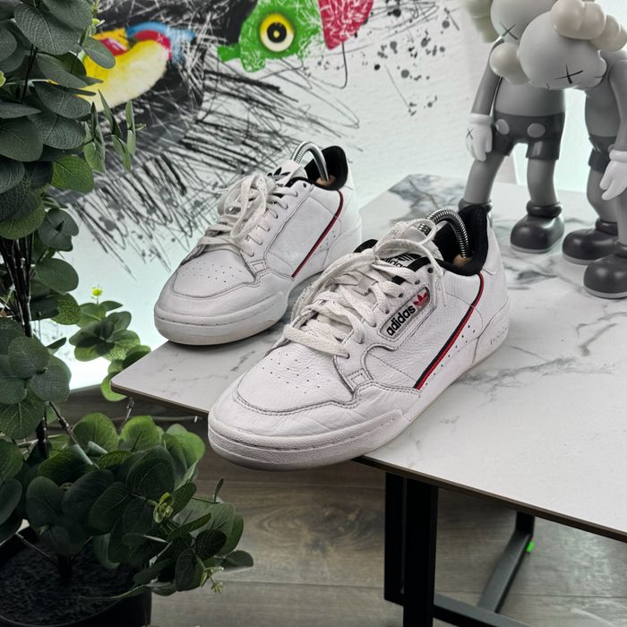 Кросівки шкіряні Adidas Continental 42 розмір E136