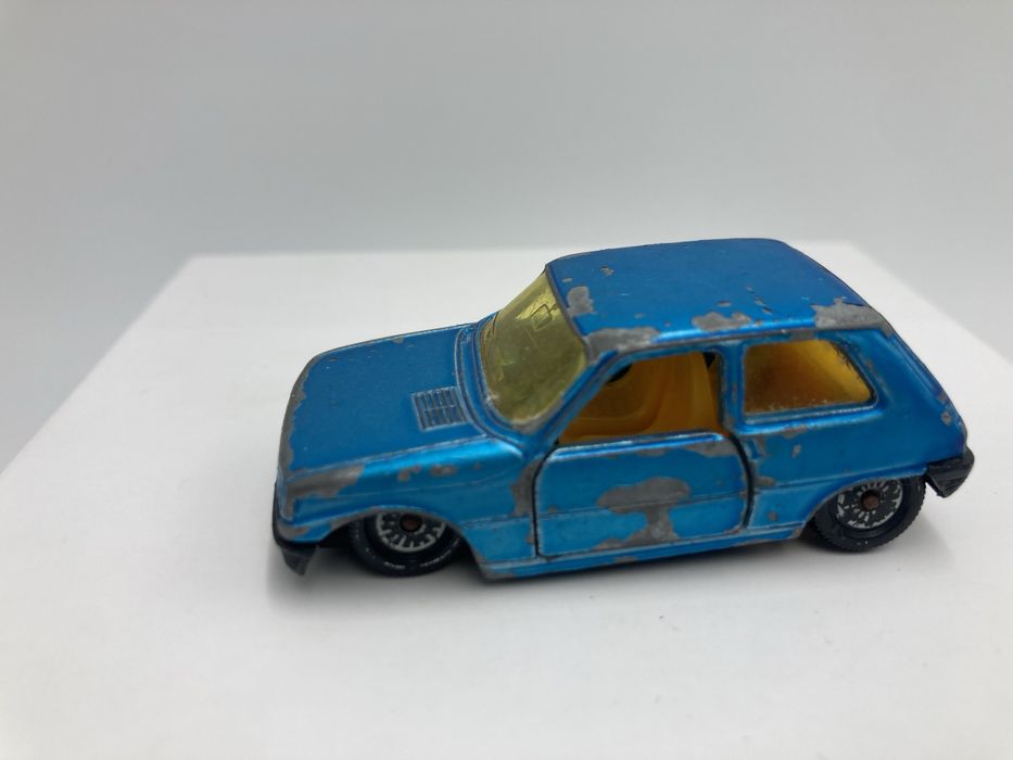 Siku 1038 Renault 5 Blue Metallic 1/55