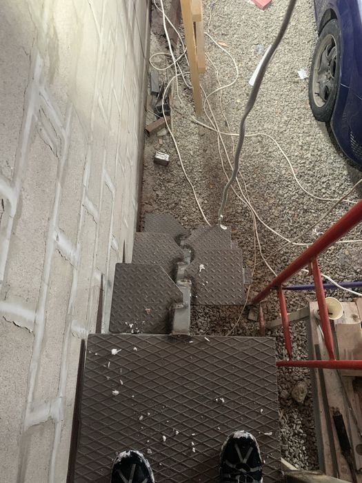 Продам гараж двохповерховий