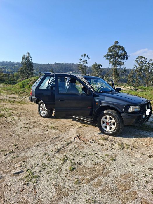 Opel frontera 2.8