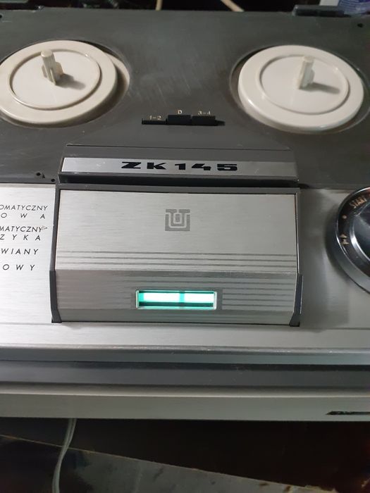 Magnetofon szpulowy ZK-145